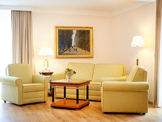 Penthouse Lounge, Hotel Admiral Baden bei Wien Penthouse Lounge, Hotel Admiral Baden bei Wien