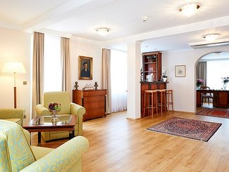 Wohnzimmer Penthouse Lounge, Hotel Admiral Baden bei Wien