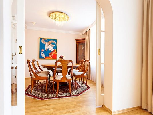 Esszimmer Penthouse Lounge, Hotel Admiral Baden bei Wien Esszimmer Penthouse Lounge, Hotel Admiral Baden bei Wien