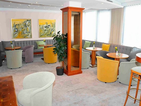 Café & Bar at the Hotel Admiral, Baden bei Wien Café & Bar at the Hotel Admiral, Baden bei Wien